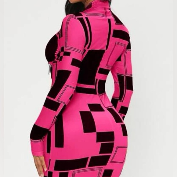 Vibrant Barbiecore Pink Geo Print Bodycon - Picture 9 of 16
